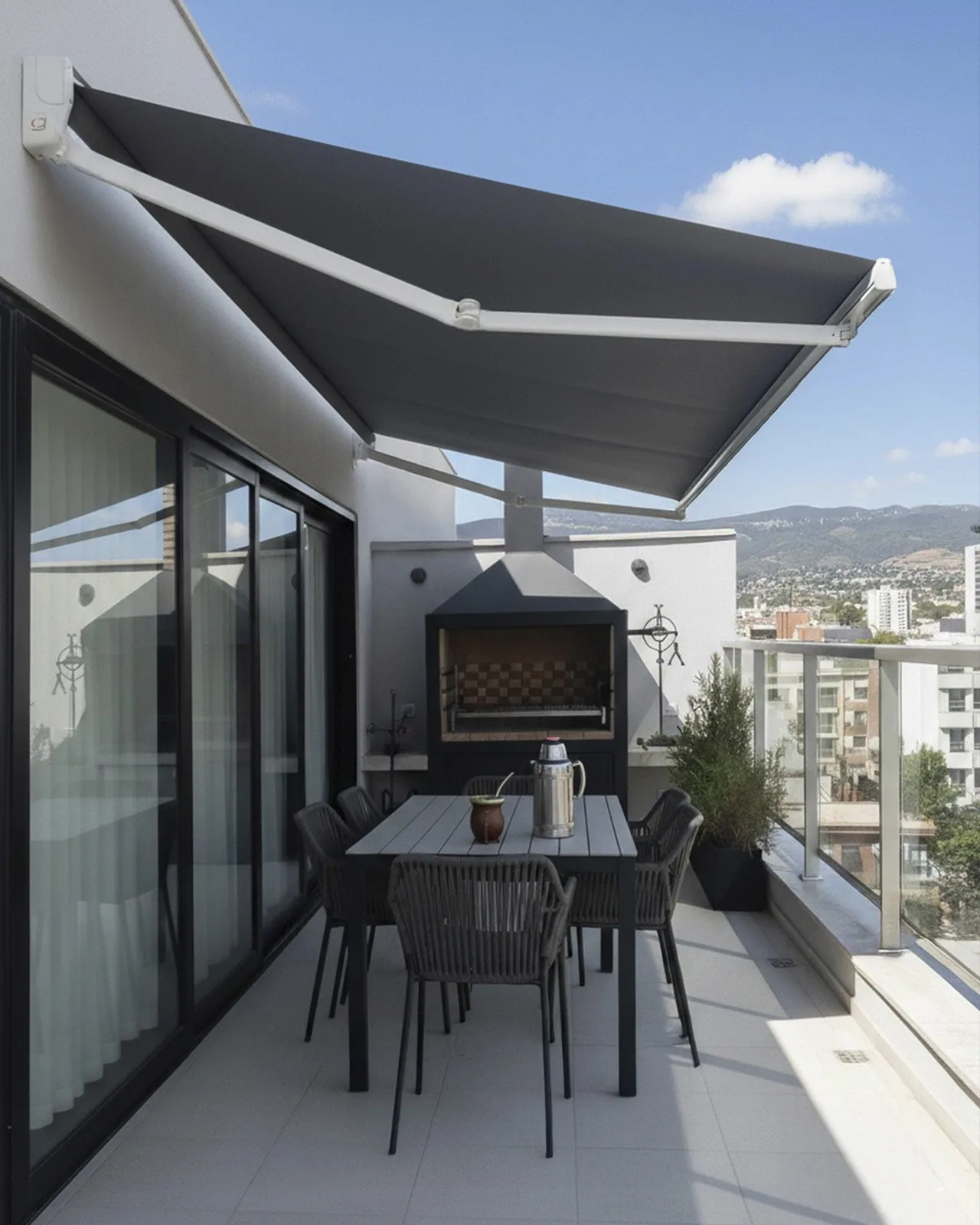 Toldos proyectantes de Mi Casa Mi Lugar